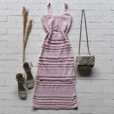 Dondoca_com_br Vestido Trico Midi Detalhado Rosa Claro