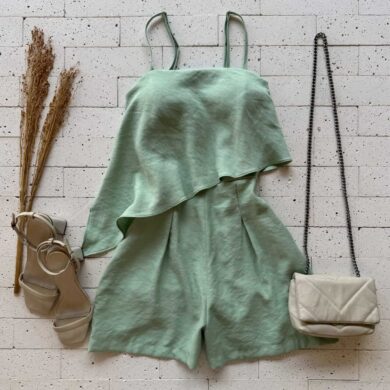 Dondoca_com_br Macaquinho Marrant Detalhe Assimetrico Pistache