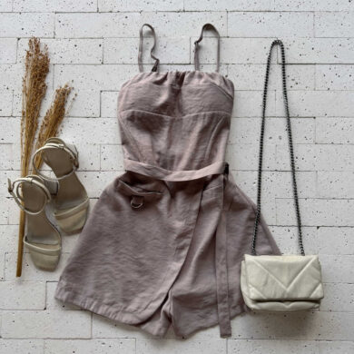 Dondoca_com_br Macaquinho Marrant Detalhe Faixa Lateral Nude