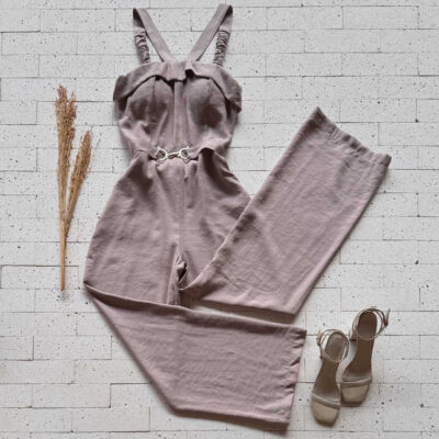 Dondoca_com_br Macacao Com Cinto De Fivela Dourada E Bojo Nude