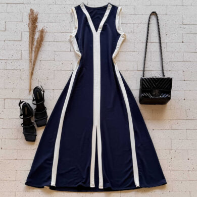 Dondoca_com_br Vestido Regata Midi Moletinho Bicolor Com Fenda Marinho