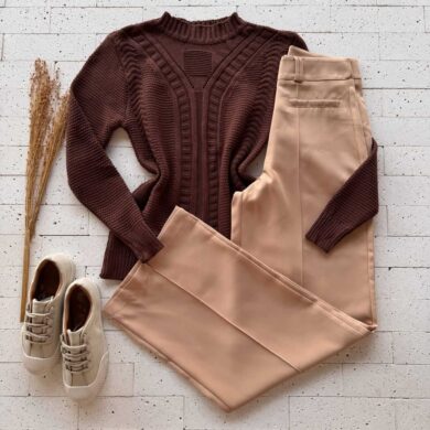 Dondoca_com_br Blusa Trico Ponto Detalhado E Trama Frontal Marrom