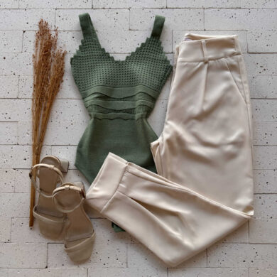 Dondoca_com_br Body Modal Busto Detalhado Com Furinhos Verde Oliva 2