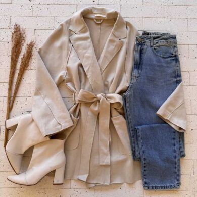 Dondoca_com_br Casaco Alongado Suede Com Bolsos E Cinto Faixa Bege