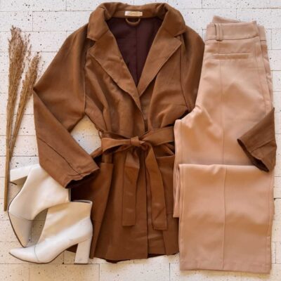 Dondoca_com_br Casaco Alongado Suede Com Bolsos E Cinto Faixa Caramelo