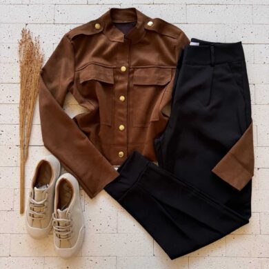 Dondoca_com_br Casaco Suede Detalhe Bolsos E Botoes Cafe