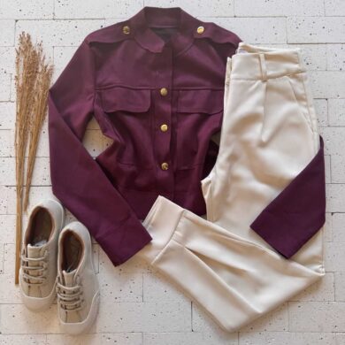 Dondoca_com_br Casaco Suede Detalhe Bolsos E Botoes Vinho