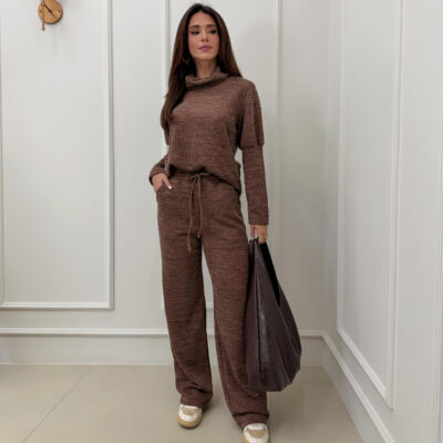 Dondoca_com_br Conjunto Lanzinha Blusa Detalhe Bolsos E Pantalona Marrom