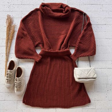 Dondoca_com_br Conjunto Trico Cropped Gola Boba E Saia Carmim