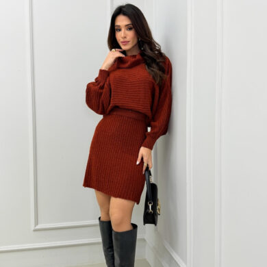 Dondoca_com_br Conjunto Trico Cropped Gola Boba E Saia Carmim