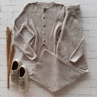 Dondoca_com_br Conjunto Trico Mousse Blusa Detalhe Recorte E Pantalona Bege