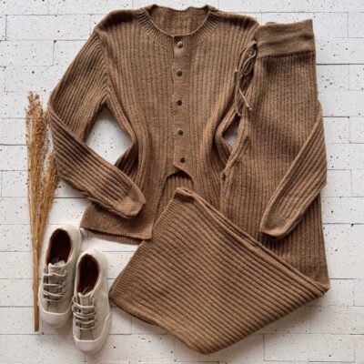 Dondoca_com_br Conjunto Trico Mousse Blusa Detalhe Recorte E Pantalona Nude