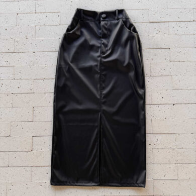 Dondoca_com_br Saia Midi De Couro Sintetico Com Fenda Preta