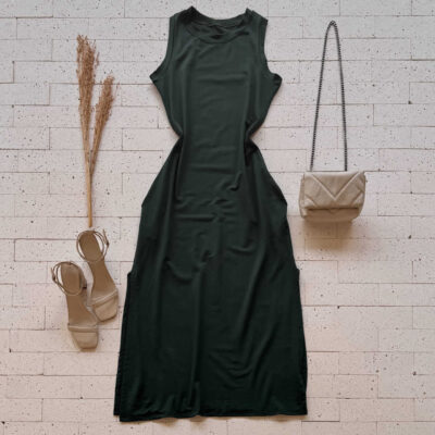 Dondoca_com_br Vestido Regata Midi Moletinho Com Bolsos E Fendas Verde Escuro