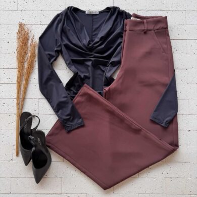 Dondoca_com_br Blusa Manga Longa Decote Degage Preta