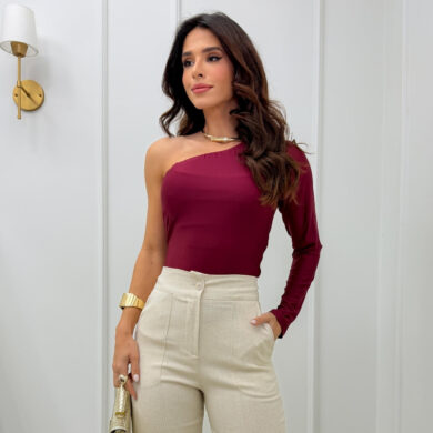 Dondoca_com_br Blusa Um Ombro So Manga Longa Vinho