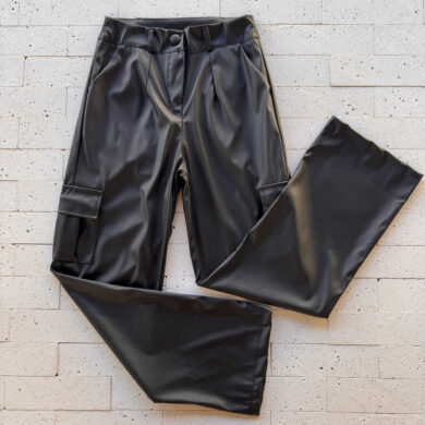 Dondoca_com_br Calca Cargo De Couro Sintetico Wide Leg Preto