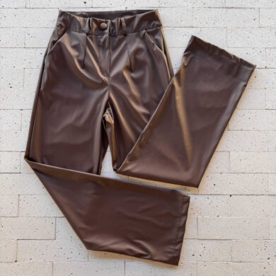 Dondoca_com_br Calca De Couro Sintetico Wide Leg Cafe