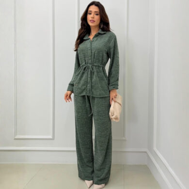 Dondoca_com_br Conjunto Blusa Com Ajuste Na Cintura E Calca Ampla Verde