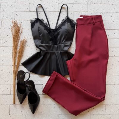 Dondoca_com_br Regata Peplum De Couro Sintetico Detalhe Renda Preta