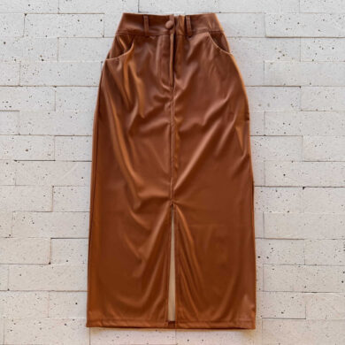 Dondoca_com_br Saia Midi De Couro Sintetico Com Fenda Caramelo