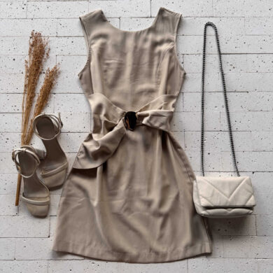 Dondoca_com_br Vestido Detalhe Drapeado Com Fivela Na Cintura Bege