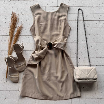 Dondoca_com_br Vestido Detalhe Drapeado Com Fivela Na Cintura Bege