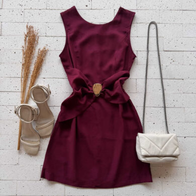 Dondoca_com_br Vestido Detalhe Drapeado Com Fivela Na Cintura Vinho