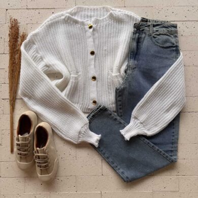 Dondoca_com_br Cardigan Trico Curto Detalhe Botoes Off