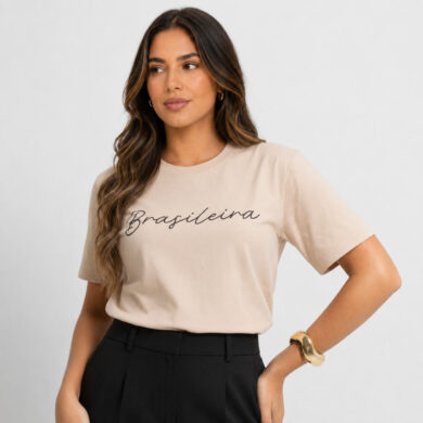 Dondoca_com_br Camiseta Feminina Do Brasil Estampa Minimalista Bege