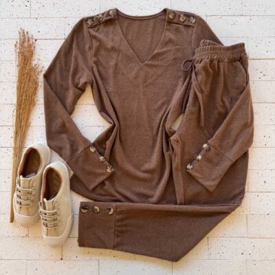 Dondoca_com_br Conjunto Lanzinha Blusa Gola V E Calca Detalhe Botoes Marrom