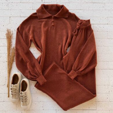 Dondoca_com_br Conjunto Trico Mousse Blusa Golinha E Botoes E Pantalona Carmim