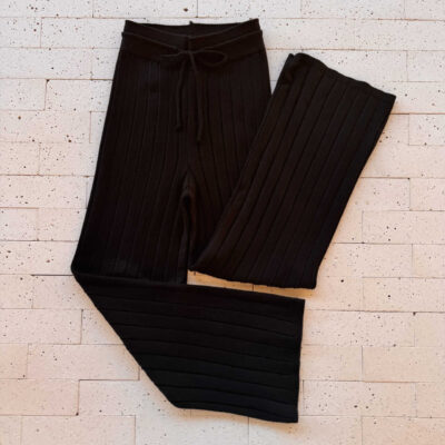 Dondoca_com_br Calca Pantalona Em Trico Canelado Comfy Preta