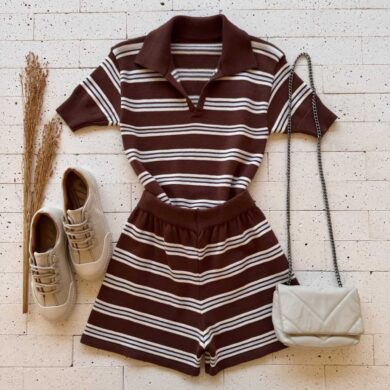 Dondoca_com_br Conjunto Modal Listrado Cropped Com Gola E Short Marrom E Azul