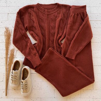 Dondoca_com_br Conjunto Trico Mousse Blusa Com Trama E Pantalona Carmim
