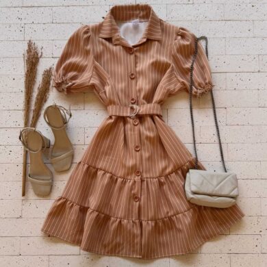 Dondoca_com_br Vestido Listrado Princesa Com Cinto E Gola Nude