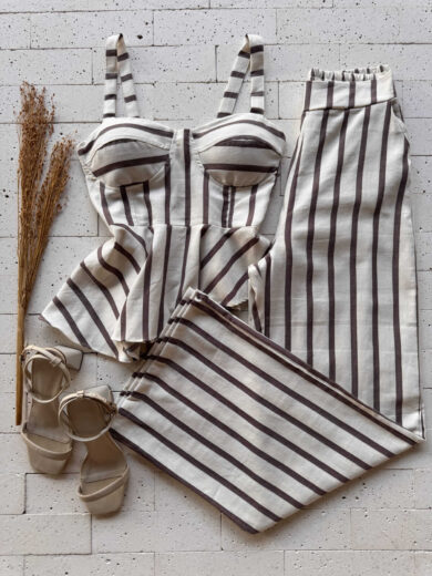 Dondoca_com_br Conjunto Listrado Regata Peplum Assimetrico E Pantalona Marrom