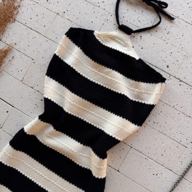 Dondoca_com_br Vestido Modal Midi Listrado Ponto Detalhado Preto