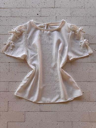 Dondoca_com_br Blusa Detalhe Lacinhos Na Manga Off