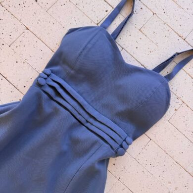Dondoca_com_br Vestido Curto Com Short Embutido Detalhe Pregas E Botoes Petroleo
