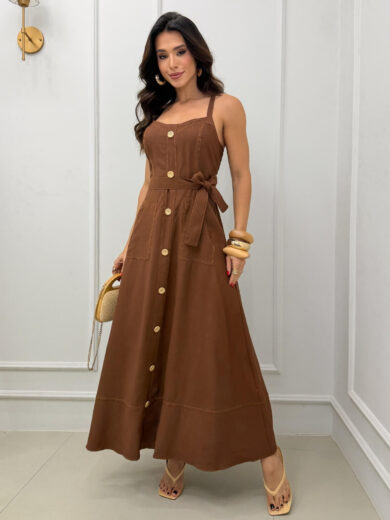 Dondoca_com_br Vestido Longuete Pespontado Com Bolsos E Botoes Marrom
