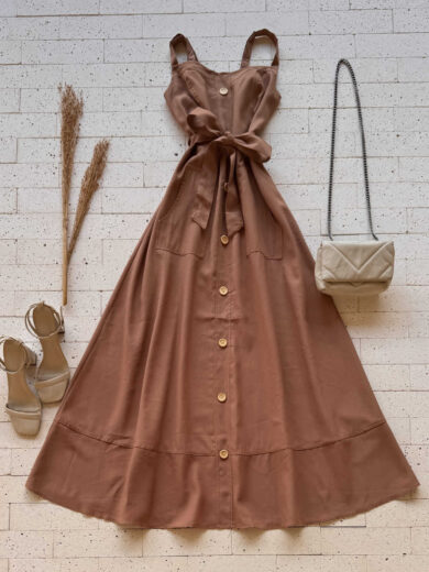 Dondoca_com_br Vestido Longuete Pespontado Com Bolsos E Botoes Nude