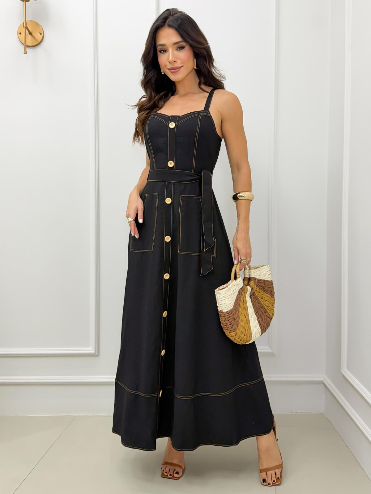 Dondoca_com_br Vestido Longuete Pespontado Com Bolsos E Botoes Preto