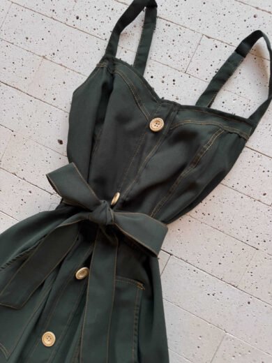 Dondoca_com_br Vestido Longuete Pespontado Com Bolsos E Botoes Verde