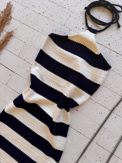Dondoca_com_br Vestido Modal Midi Listrado Ponto Detalhado Marinho