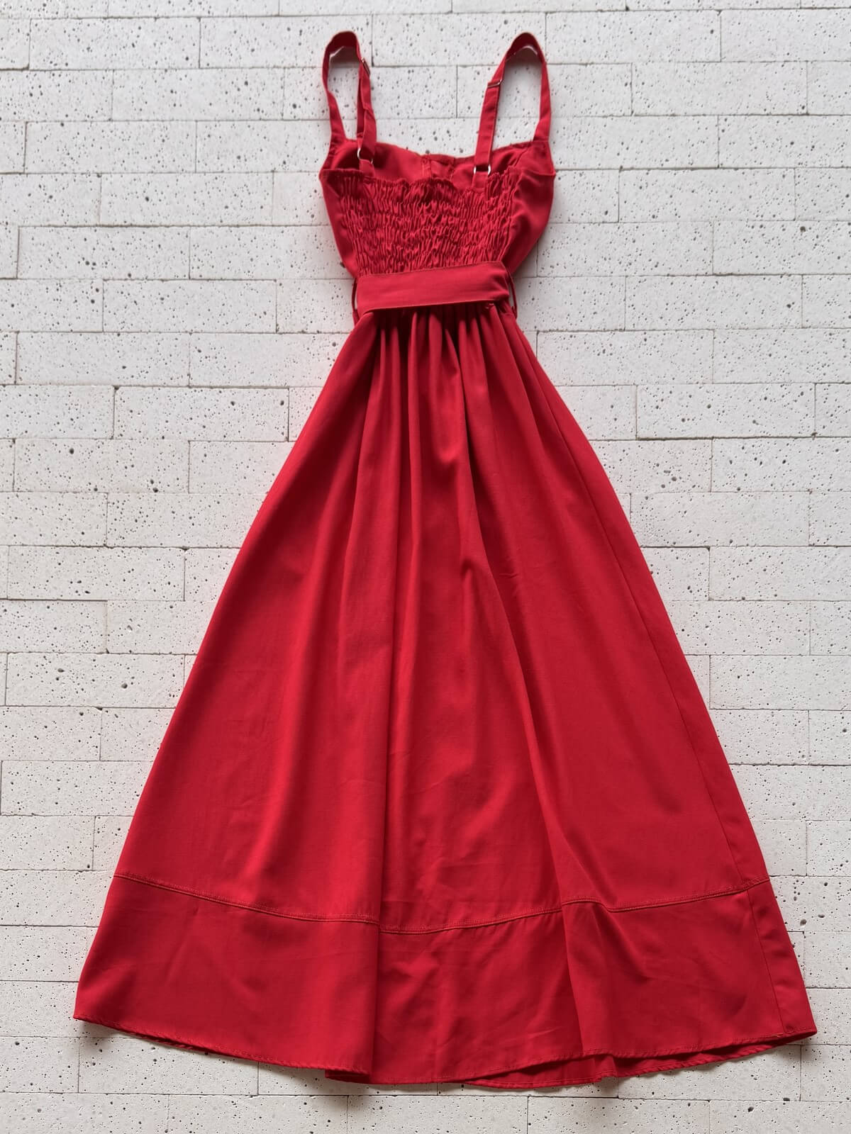 Dondoca_com_br Vestido Longuete Pespontado Com Bolsos E Botoes Vermelho